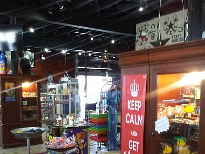 Head Hunters Smoke & Vape Shop