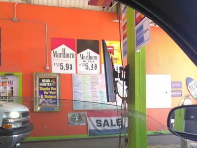 Head Hunters Smoke & Vape Shop