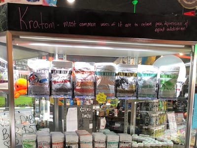 Head Hunters Smoke & Vape Shop