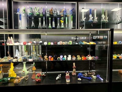 Higher Livin Smoke Shop & Glass Gallery