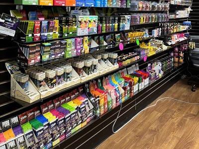 Highly lifted Smoke &Vape