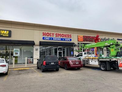 HOLY SMOKES Vape & Smoke