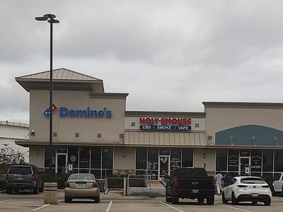 HOLY SMOKES Vape & Smoke