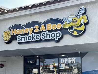 Honey 2 A Bee - Smoke Shop