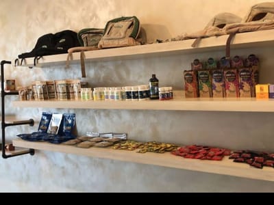 iHemp CBD, Delta 8 THC, THCA, HHC, Vapes , Elf Bars and much more.