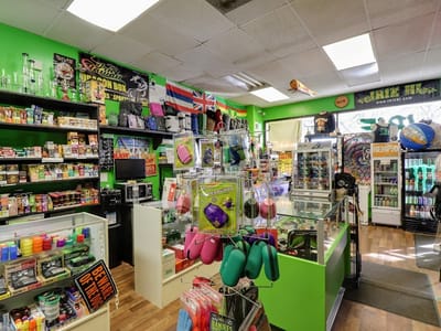 IRIE HAWAII SMOKE & VAPE SHOP KONA