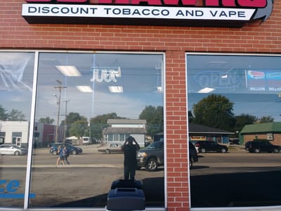JB Hawks Discount Tobacco and Vape