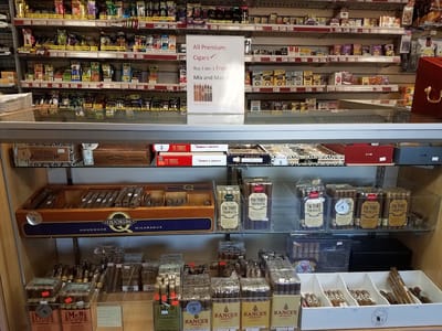 JB Hawks Discount Tobacco and Vape