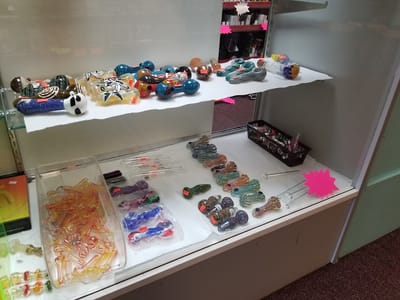 JB Hawks Discount Tobacco and Vape