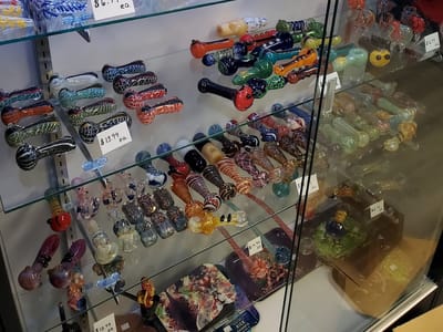 JJ's Smoke N Vape Shop