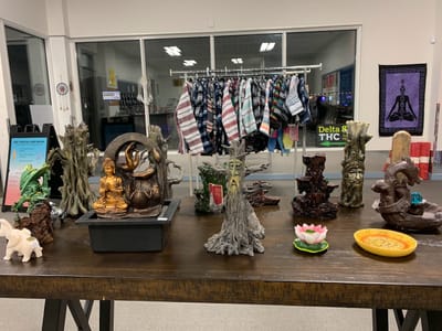 Kansas Hempire Vape (NOT CLOSED)