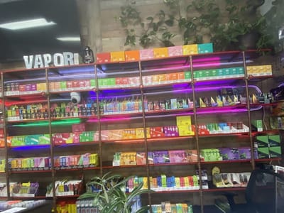 King Kratom- 420 Smoke Shop