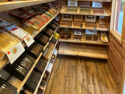 Kingdom tobacco & Vape