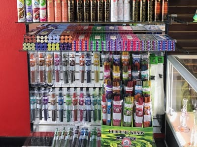 Kings Smoke Shop & More