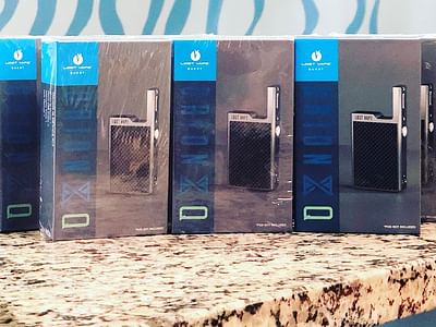 KLOWDZ Vapor & Smokeshop Vape Fizz Sheesh ELF Bar Lost Mary Air Esco Uno Cake Kik Juul Space URB 3Chi CBD Kratom Delta 8 THC
