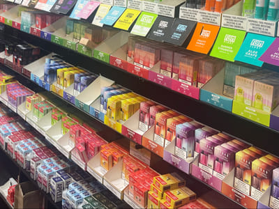 Knuckle Dusters Vape Shop