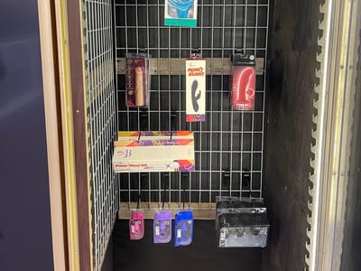 Let-R-Rip Smoke Shop