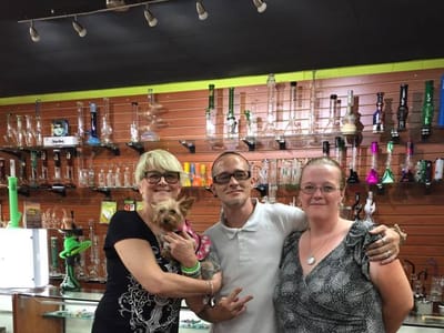 Let's Vape & Smoke Shop KC