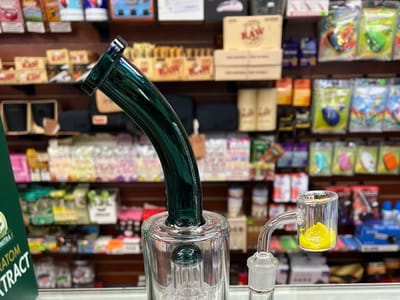 Leyla's Smoke & Vape