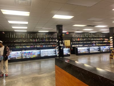 Lifted Smoke & Vape - CBD, Kratom, & Accessories