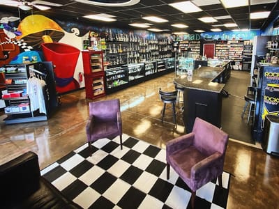 Mad Hatter Smoke and Kava