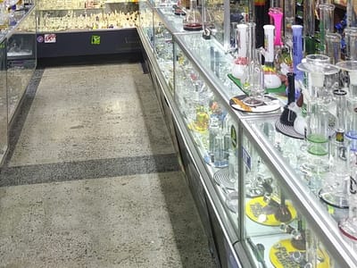 Main Smoke KC | Kratom & CBD | Vape Shop