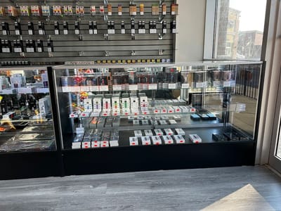 Marley's Smoke & Vape Shop