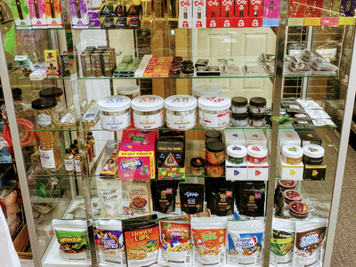 Matthew’s Tobacco And Vape