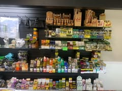 MJ Smokes Vape N Glass