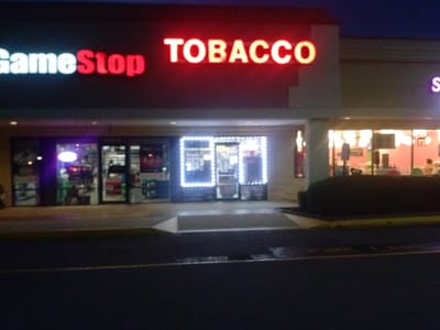 Moe's Tobacco Shop & Vape