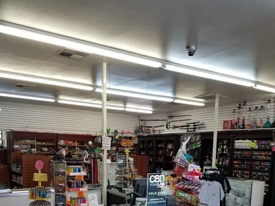 Mojo's Smokes and Gifts