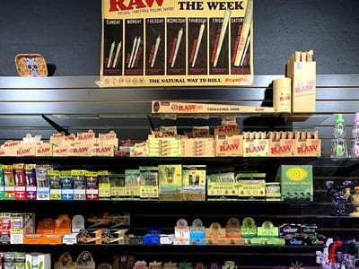 MYSTIC SMOKE SHOP - NOGALITOS ST.