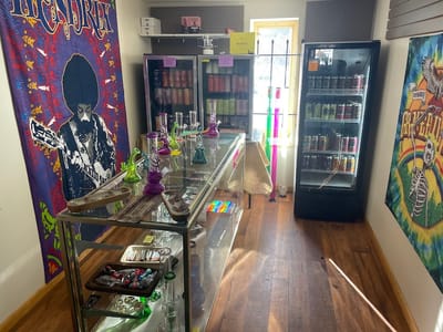 Natural Choice Smoke Shop THC - CBD Flower Vape Vape Juice Tobacco Gummies Kratom