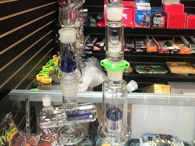 Oriana Tobacco & Vapor Smoke Shop