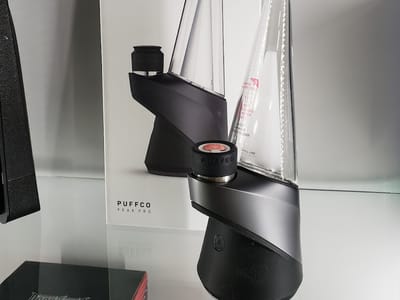 Pink Hippo Smoke And Vape