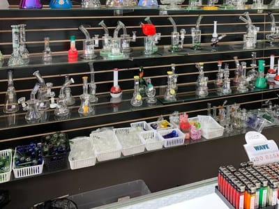 Pipes-R-Us Smokeshop