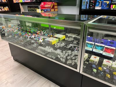 Plug Brothas Smoke Vape & More