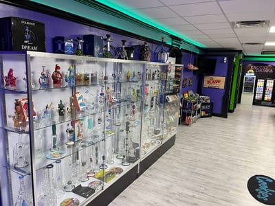 Plug Brothas Smoke Vape & More