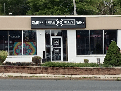 Primal Glass - Smoke & Vape (Springfield)