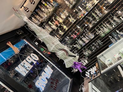 Pumpernickel Pops Smoke shop & Vape Store