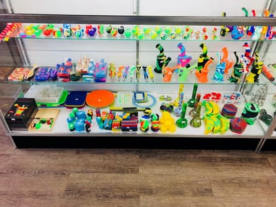 Pyramid Smoke Shop and Vape