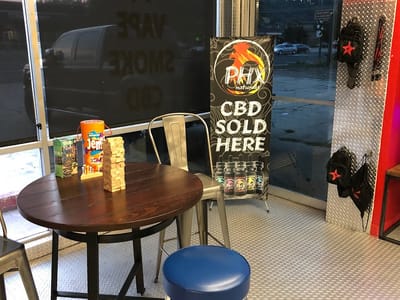 Red Star Vapor & CBD