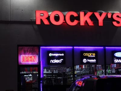 Rocky's Smoke & Vape