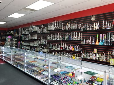 Ronnie's Huff & Puff Smoke Shop