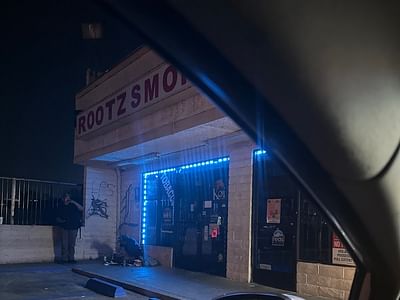 Rootz Smoke Shop
