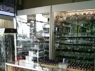 Roseville Smoke Shop