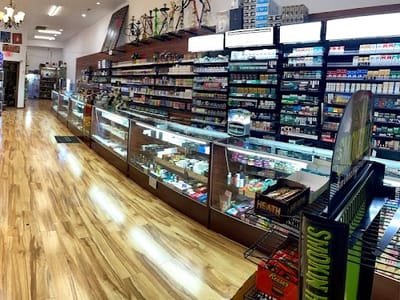 RT 76 Tobacco & Vape