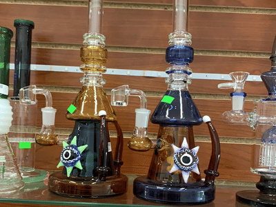 RT 76 Tobacco & Vape