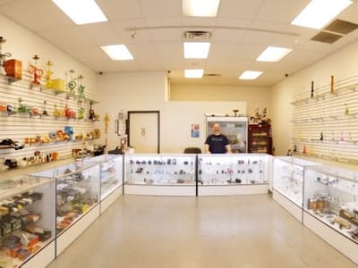 Sam's Vapes Smokes & Cigars