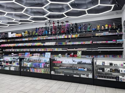 Sky High Smoke & Vape